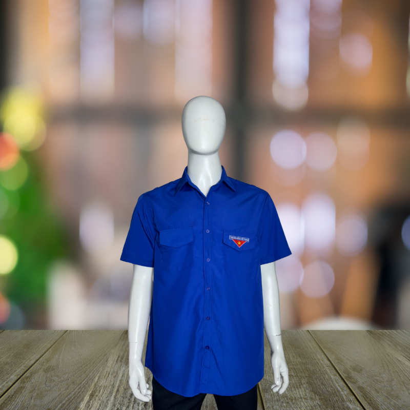 Chọn áo sơ mi Đoàn